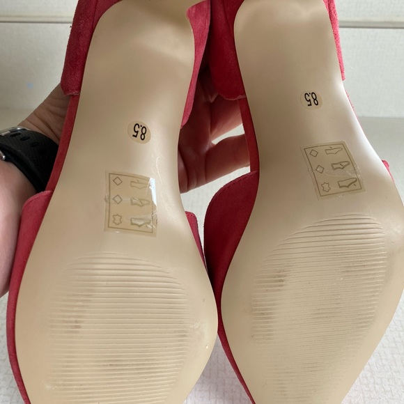 Shoes - Picture 3 of 3